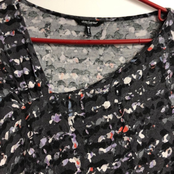 ✨️3 for $30✨️ Daisy Fuentes long sleeve top - Picture 2 of 4